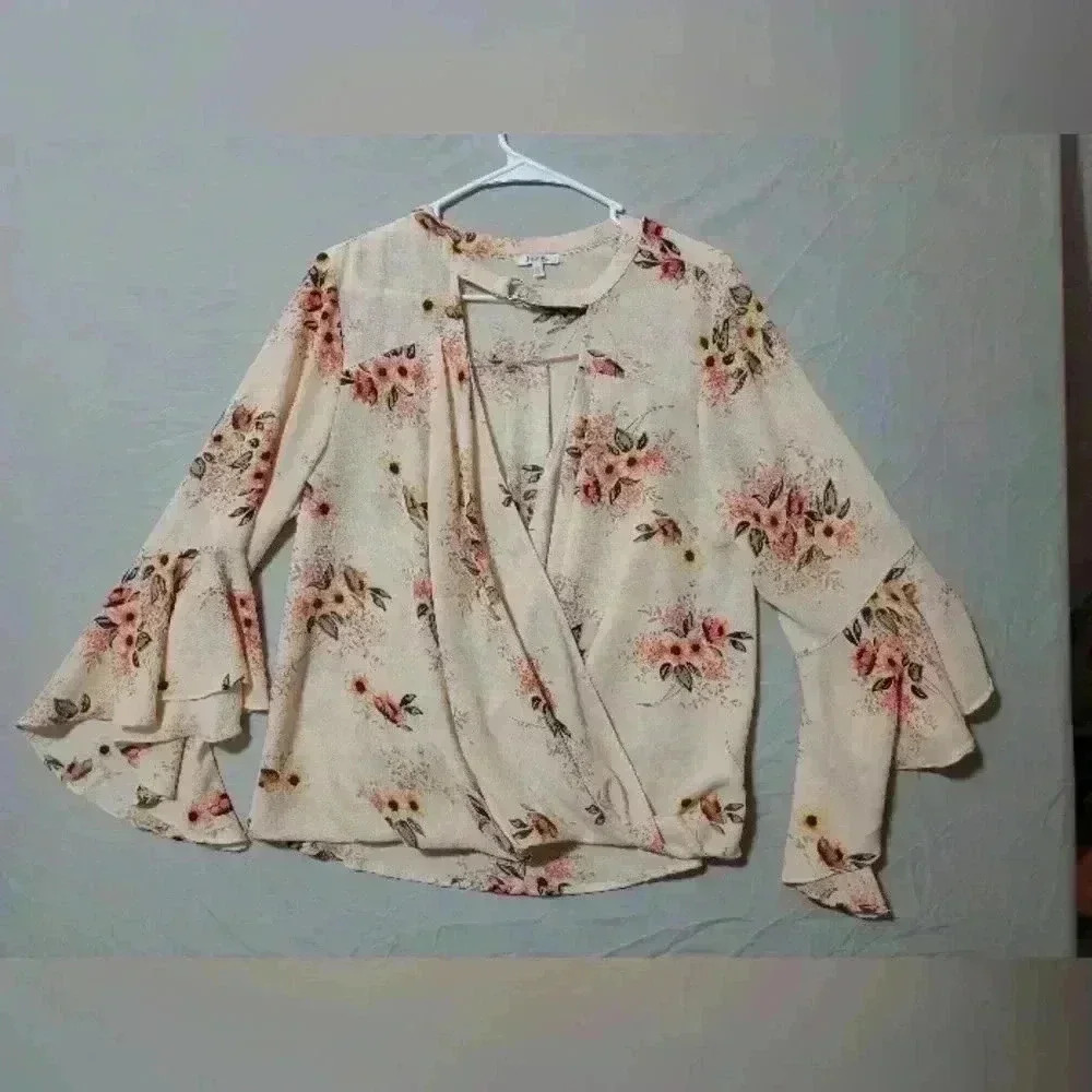 Jodifl Floral Butterfly Sleeve Blouse Sz L V Neck Pink Preppy Boho Fall Autumn